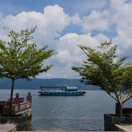 Gokhon Guest House Tuktuk Siadong Bagian luar foto