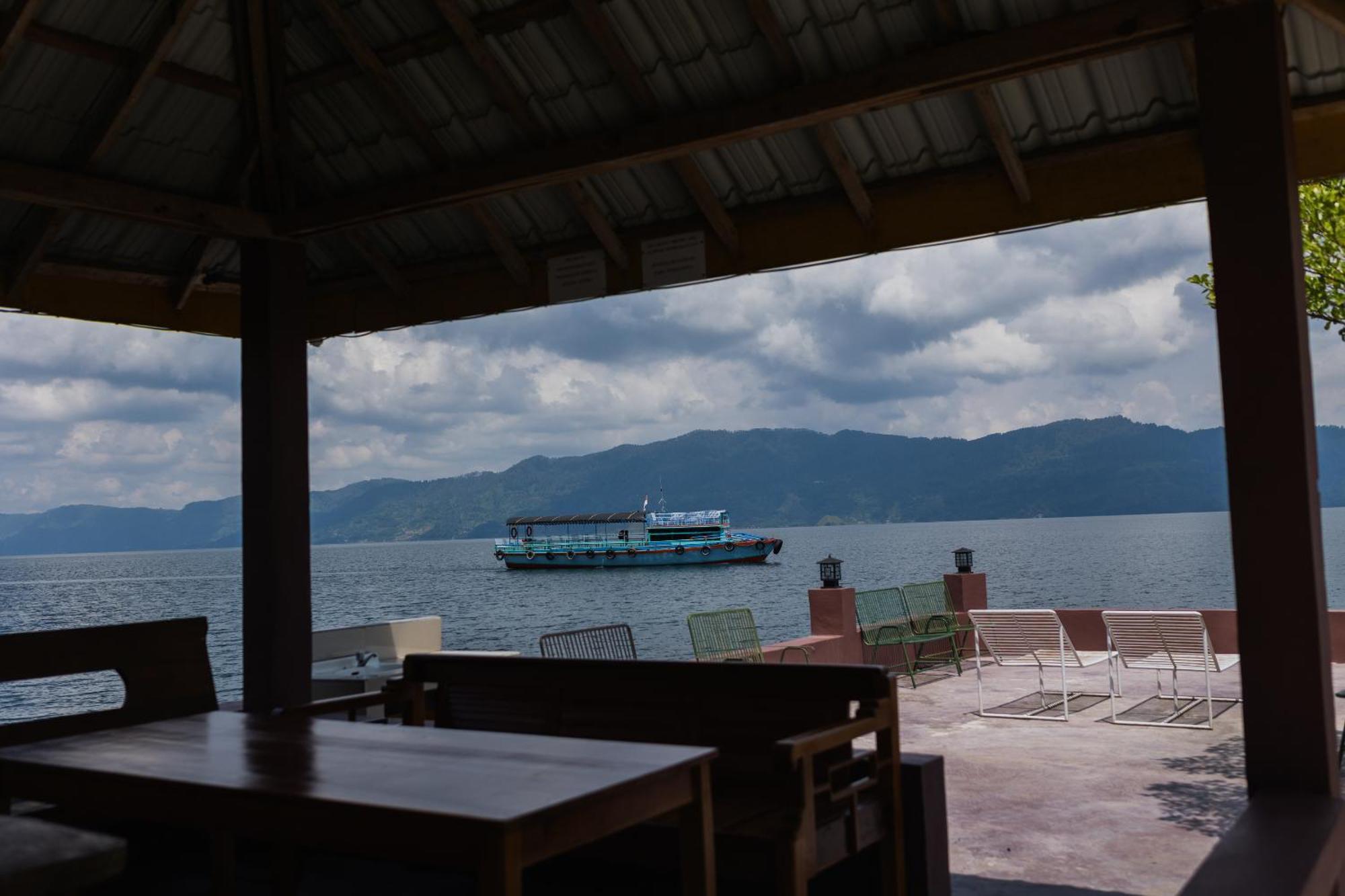 Gokhon Guest House Tuktuk Siadong Bagian luar foto